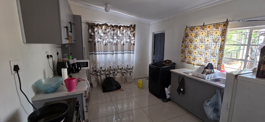 4 Bedroom Property for Sale in Beaconsfield Northern Cape